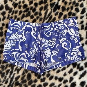 Lilly Pulitzer “The Walsh” Short w floral pattern